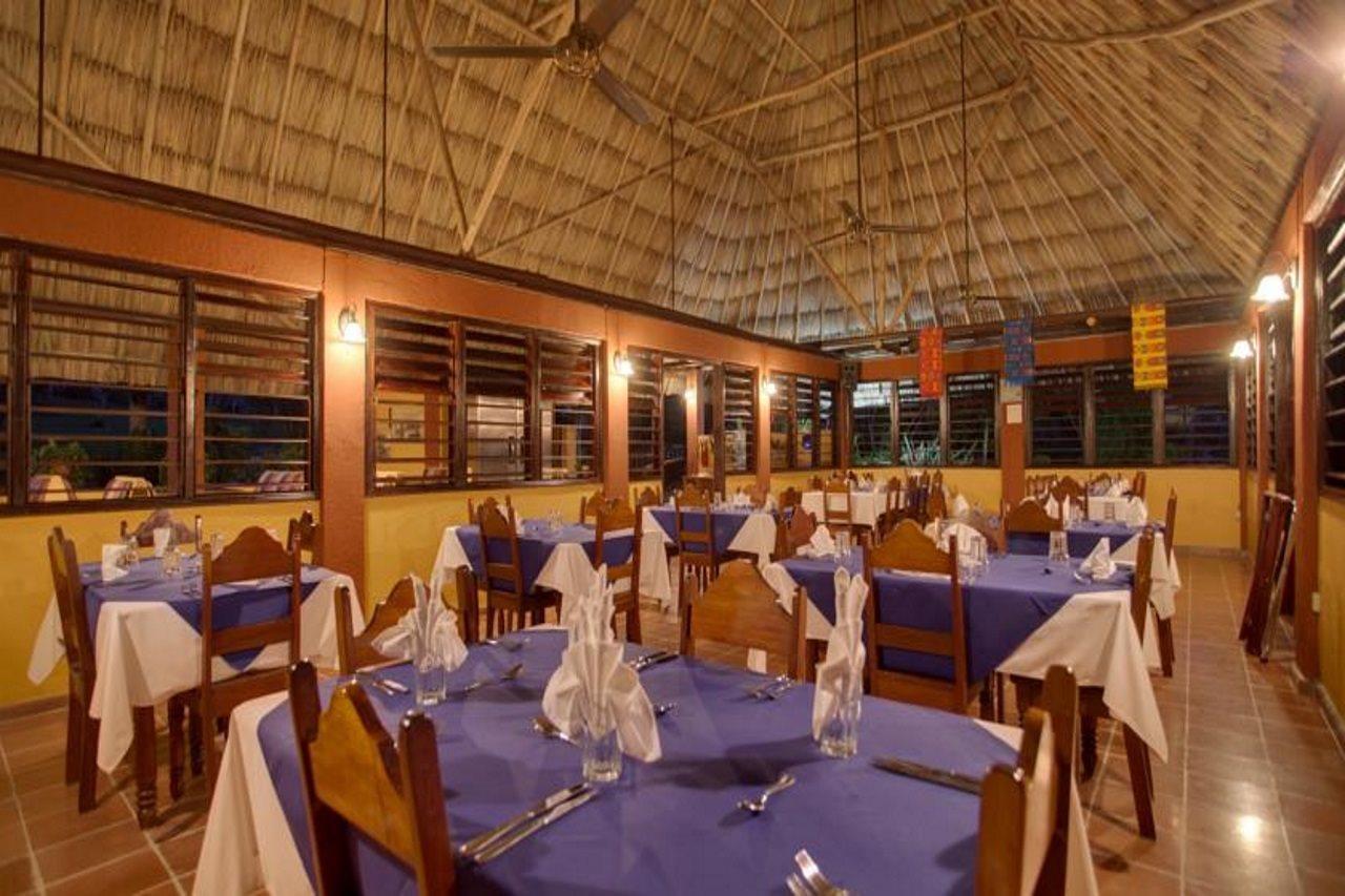 Windy Hill Resort San Ignacio Exterior foto